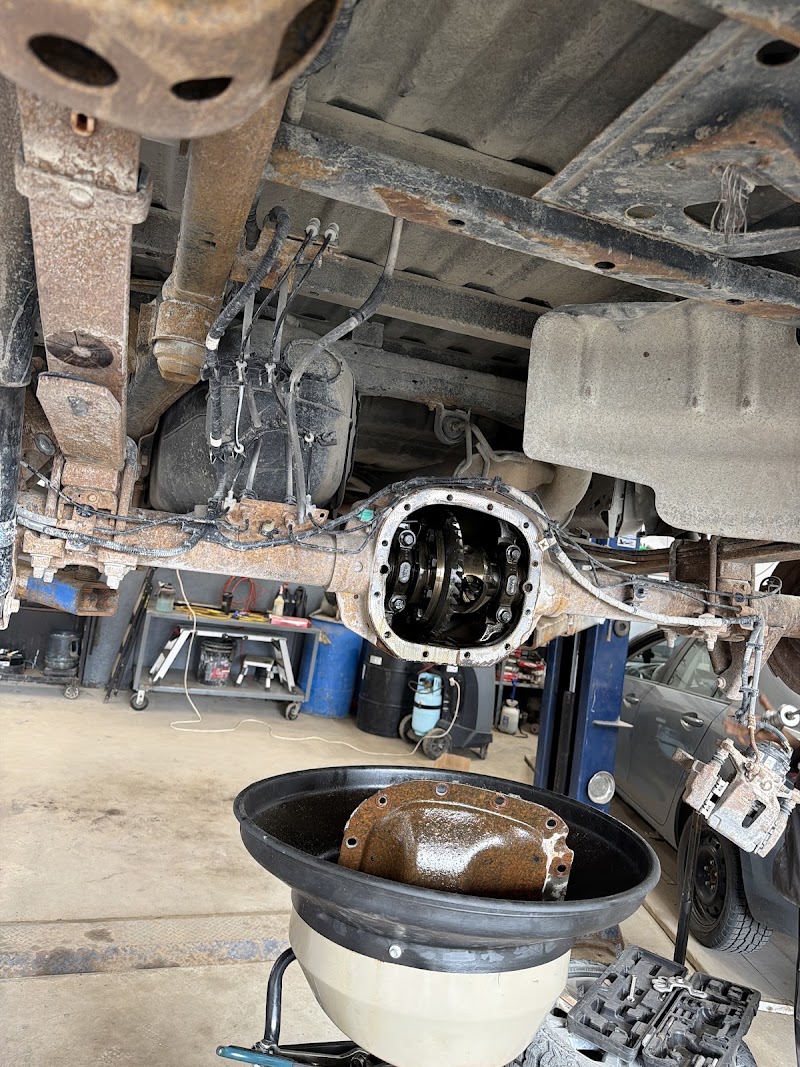 JSG AUTO REPAIRS LTD in Winnipeg